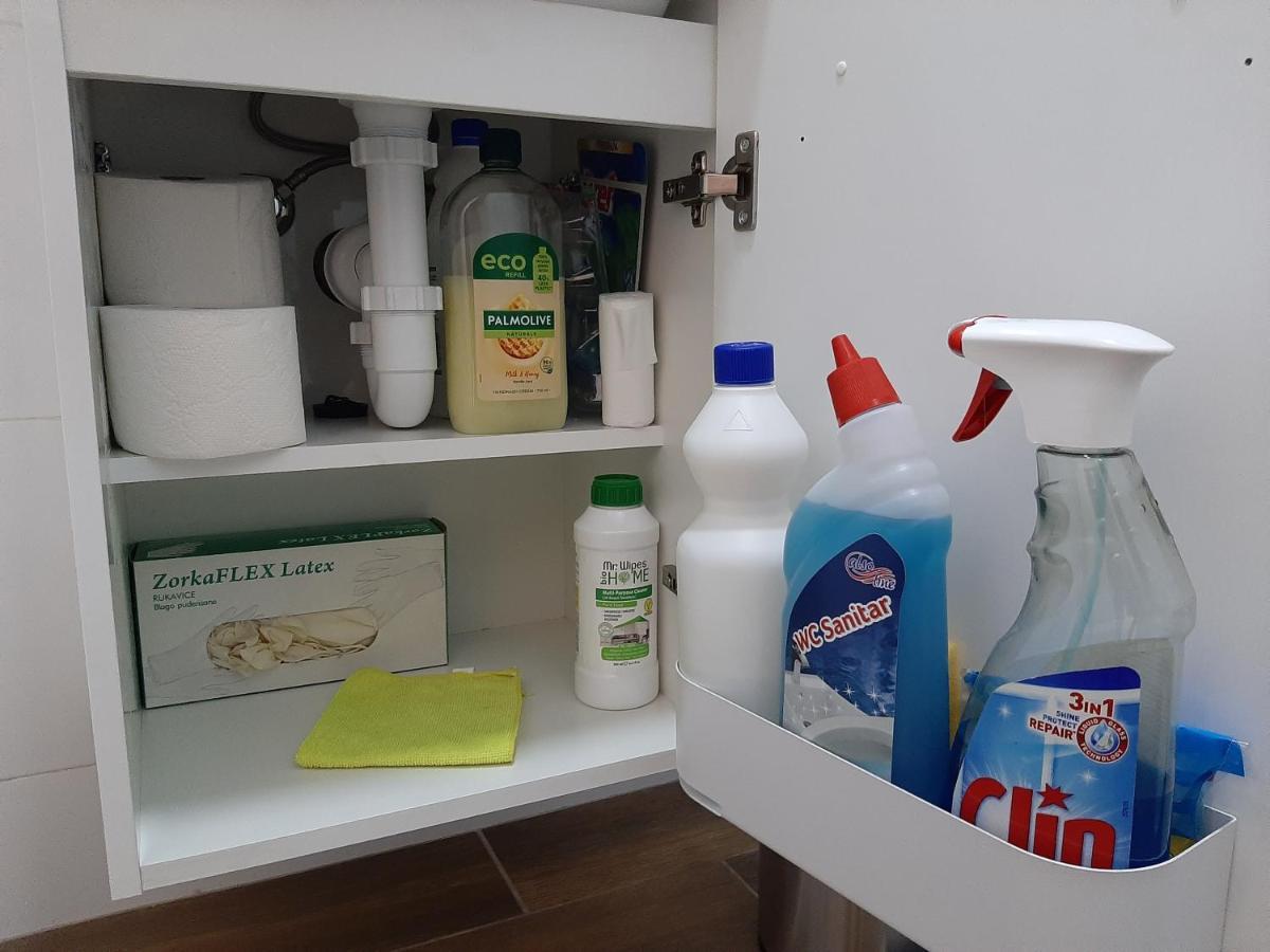 Apartman Viaggio Sremska Mitrovica Eksteriør billede